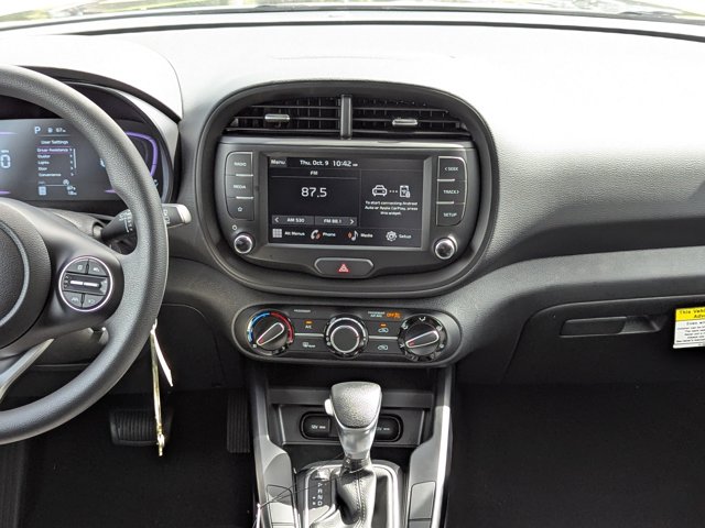 2025 Kia Soul LX Image 13 of 30