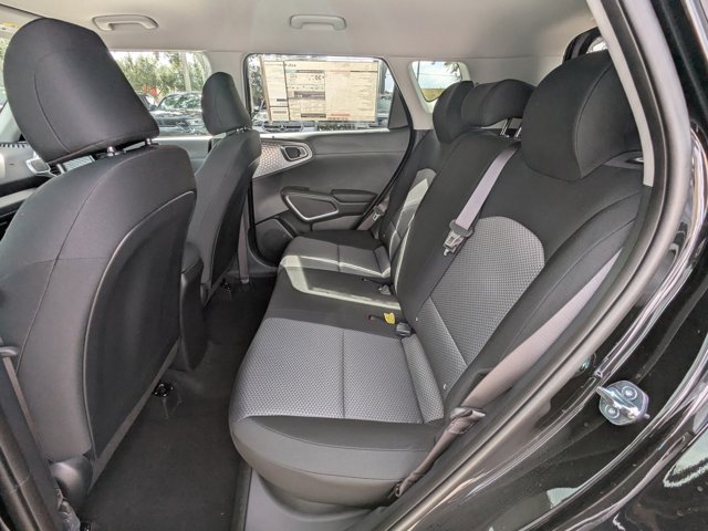 2025 Kia Soul LX Image 9 of 30