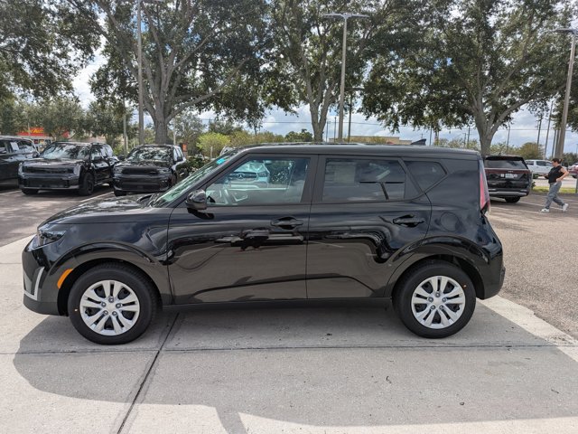 2025 Kia Soul LX Image 6 of 30