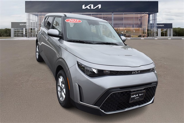 2025 Kia Soul LX Image 5 of 31