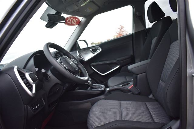 2025 Kia Soul LX Image 18 of 31