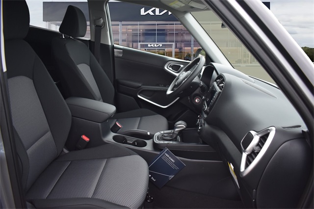 2025 Kia Soul LX Image 15 of 31