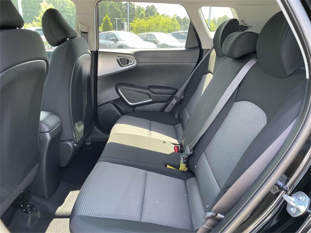 Vehicle image 10 of 36