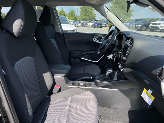 Vehicle image 13 of 36