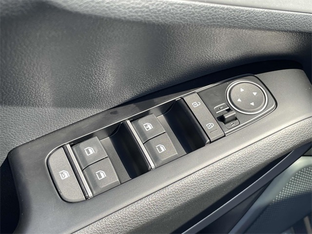 Vehicle image 35 of 36