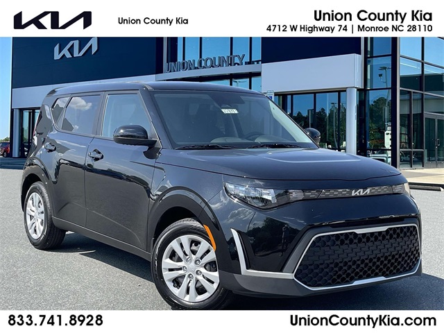 Vehicle image 3 of 36