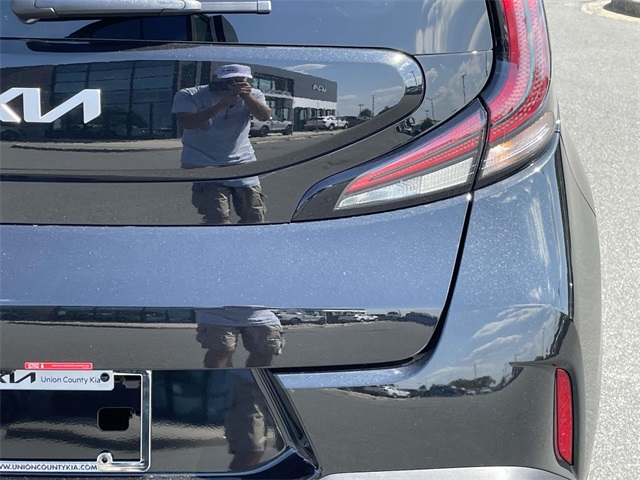 Vehicle image 9 of 36