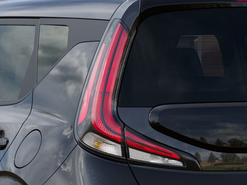 Vehicle image 23 of 27