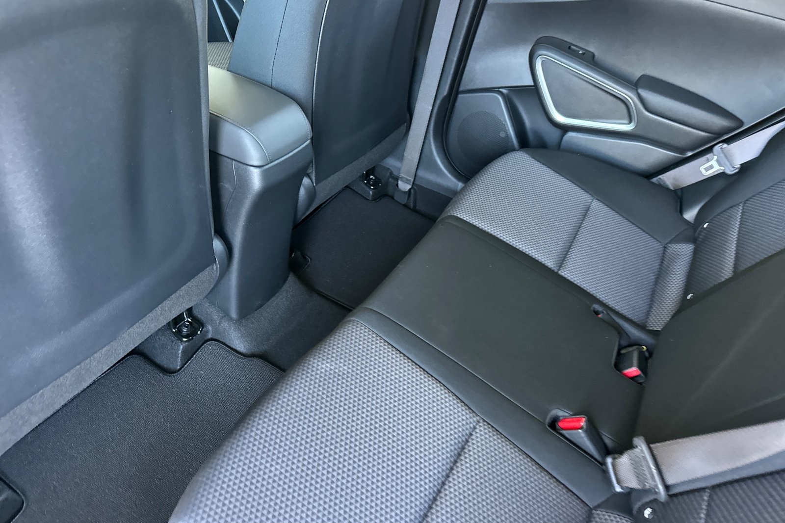 Vehicle image 8 of 20