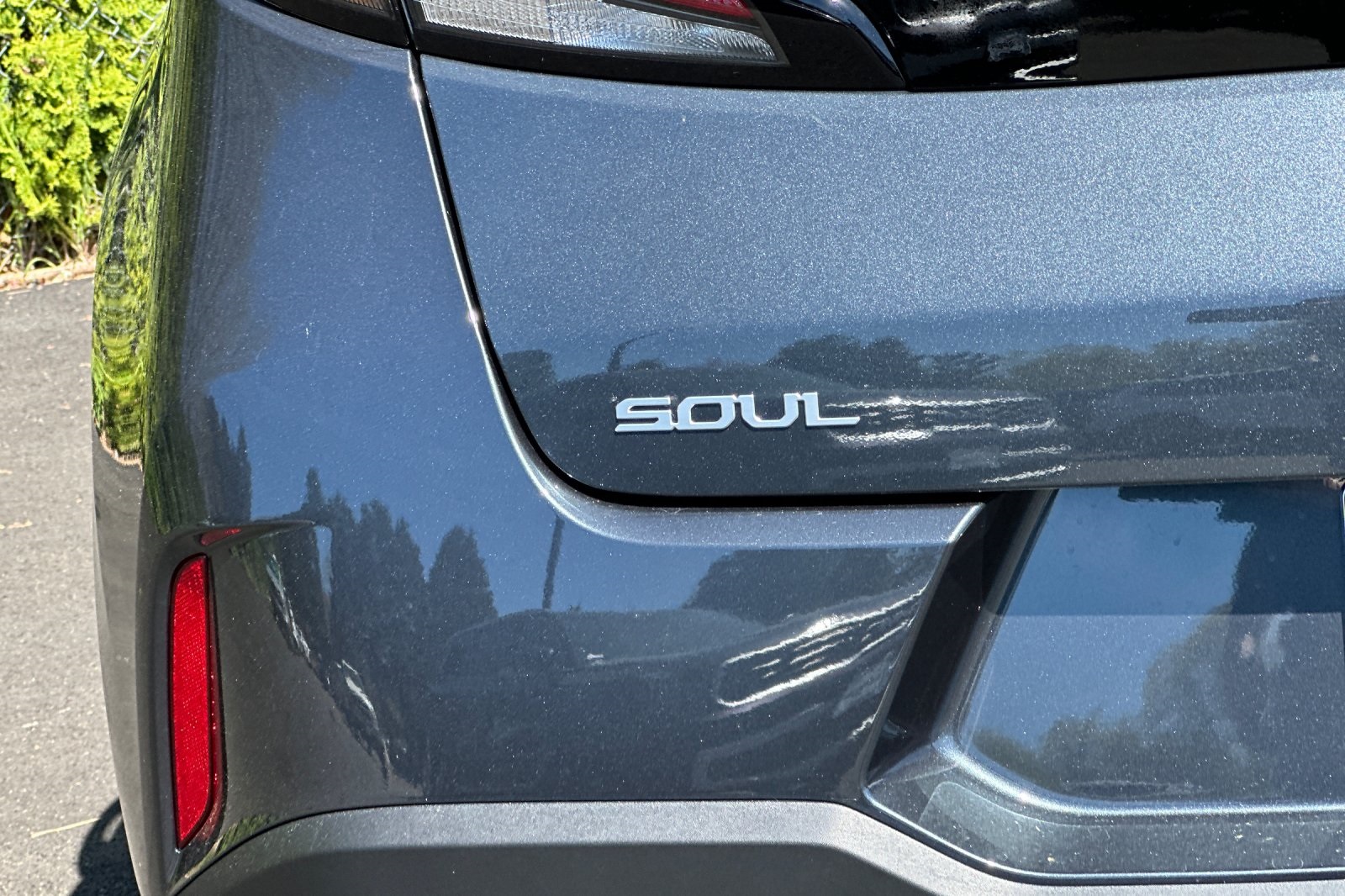 Vehicle image 19 of 20