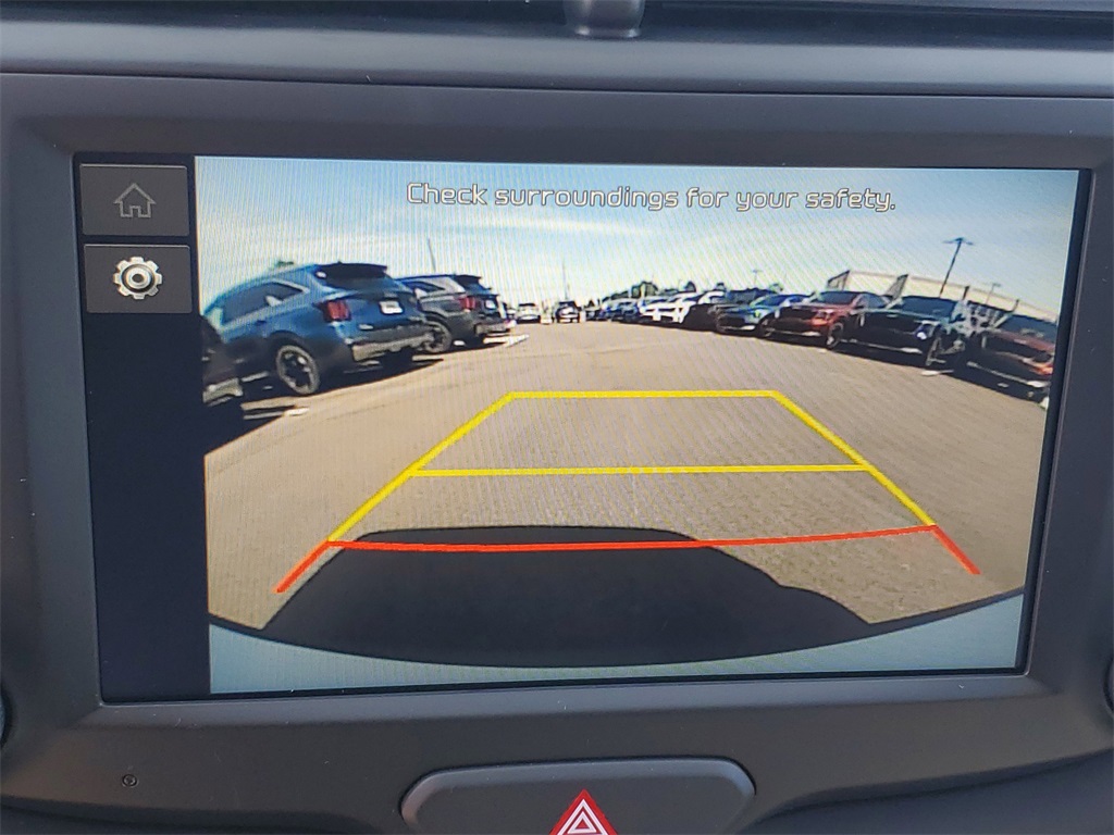 Vehicle image 16 of 28