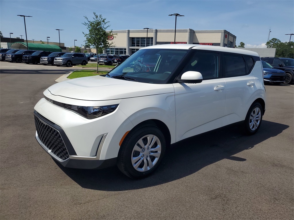 Vehicle image 1 of 28