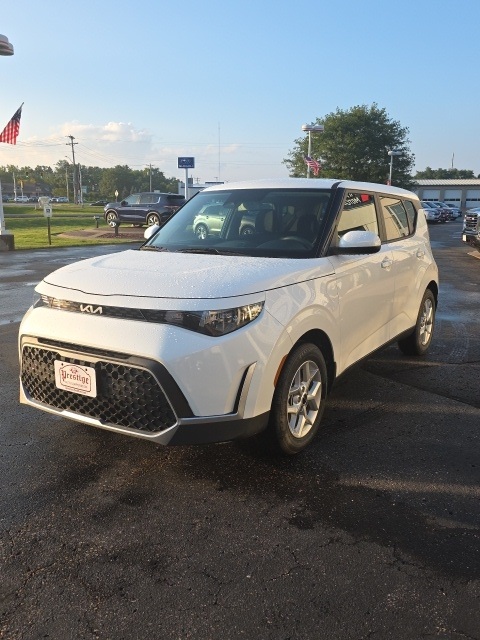 2025 Kia Soul LX Image 1 of 20