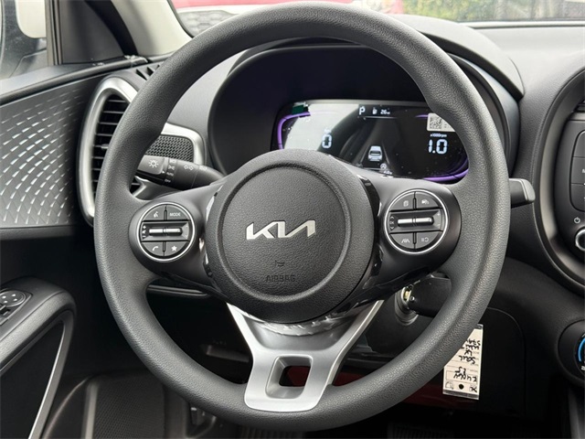 2025 Kia Soul LX Image 17 of 18