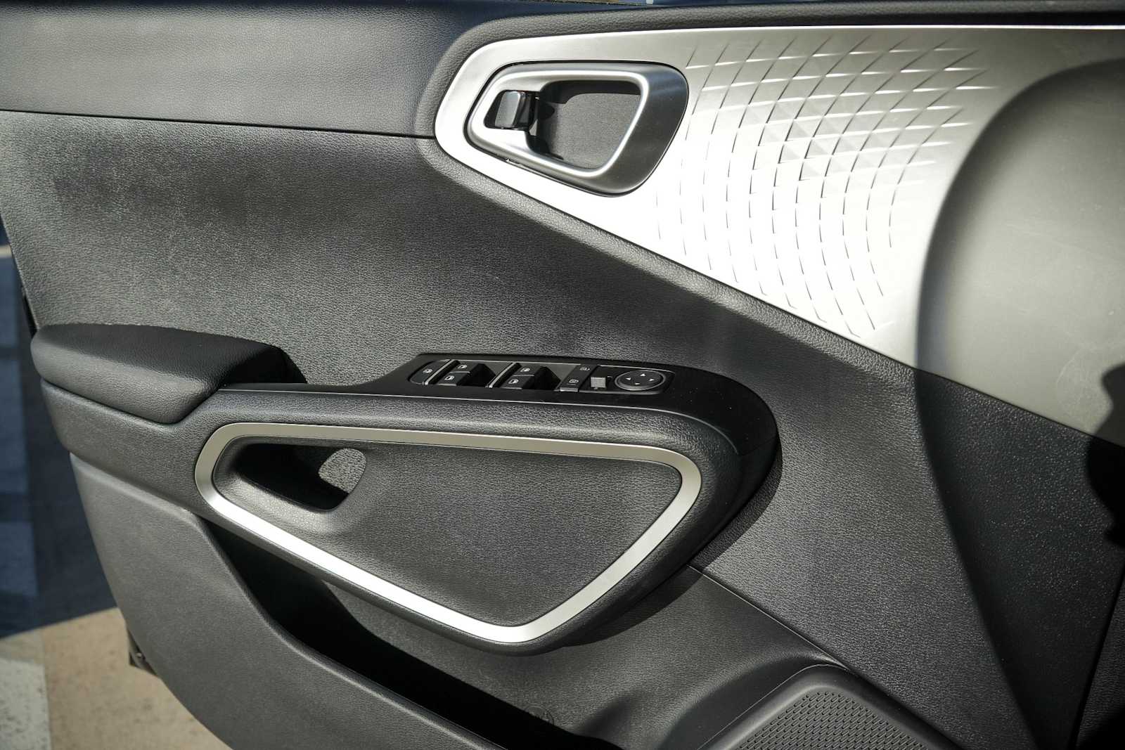 2025 Kia Soul LX Image 24 of 29