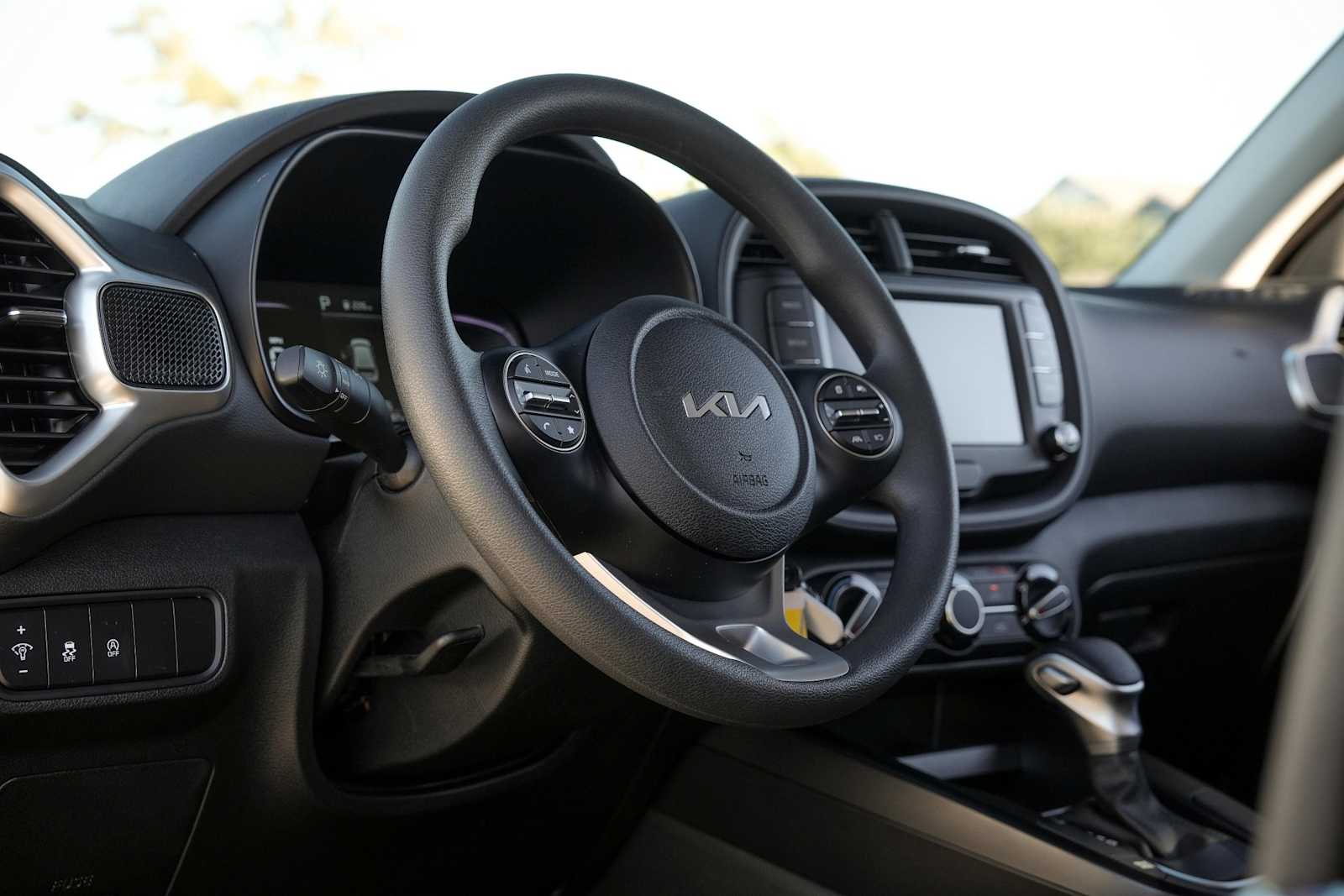 2025 Kia Soul LX Image 15 of 29