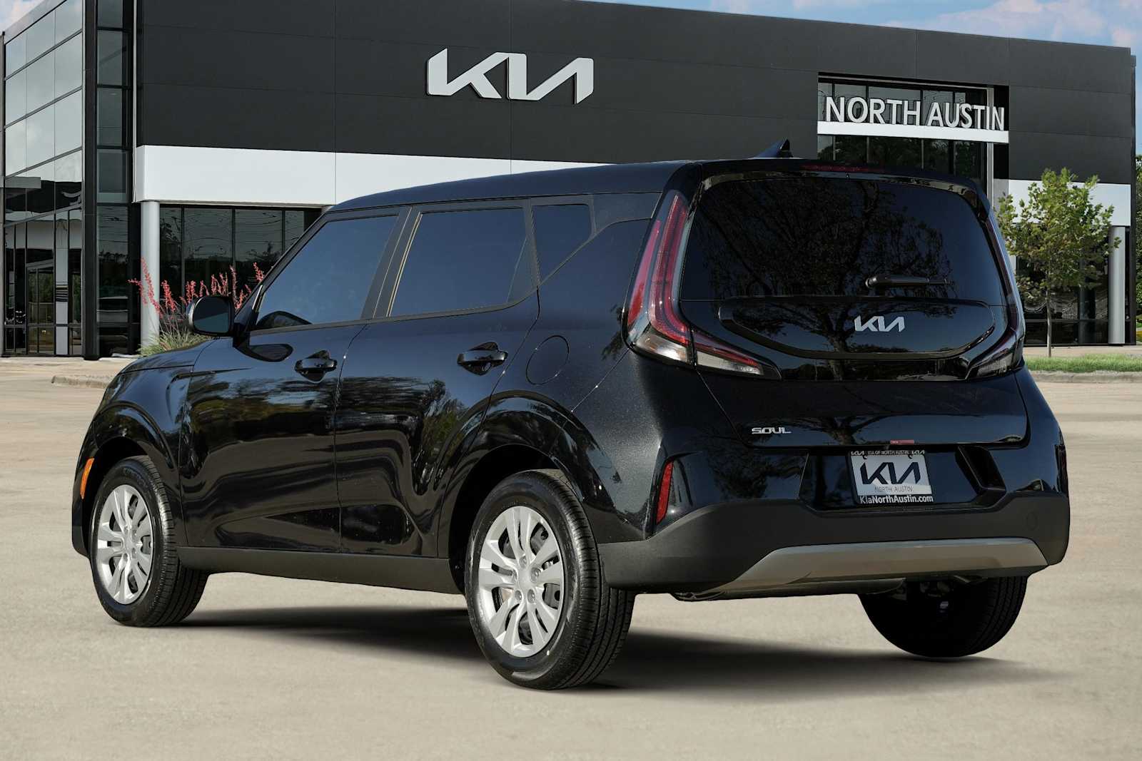 2025 Kia Soul LX Image 5 of 29