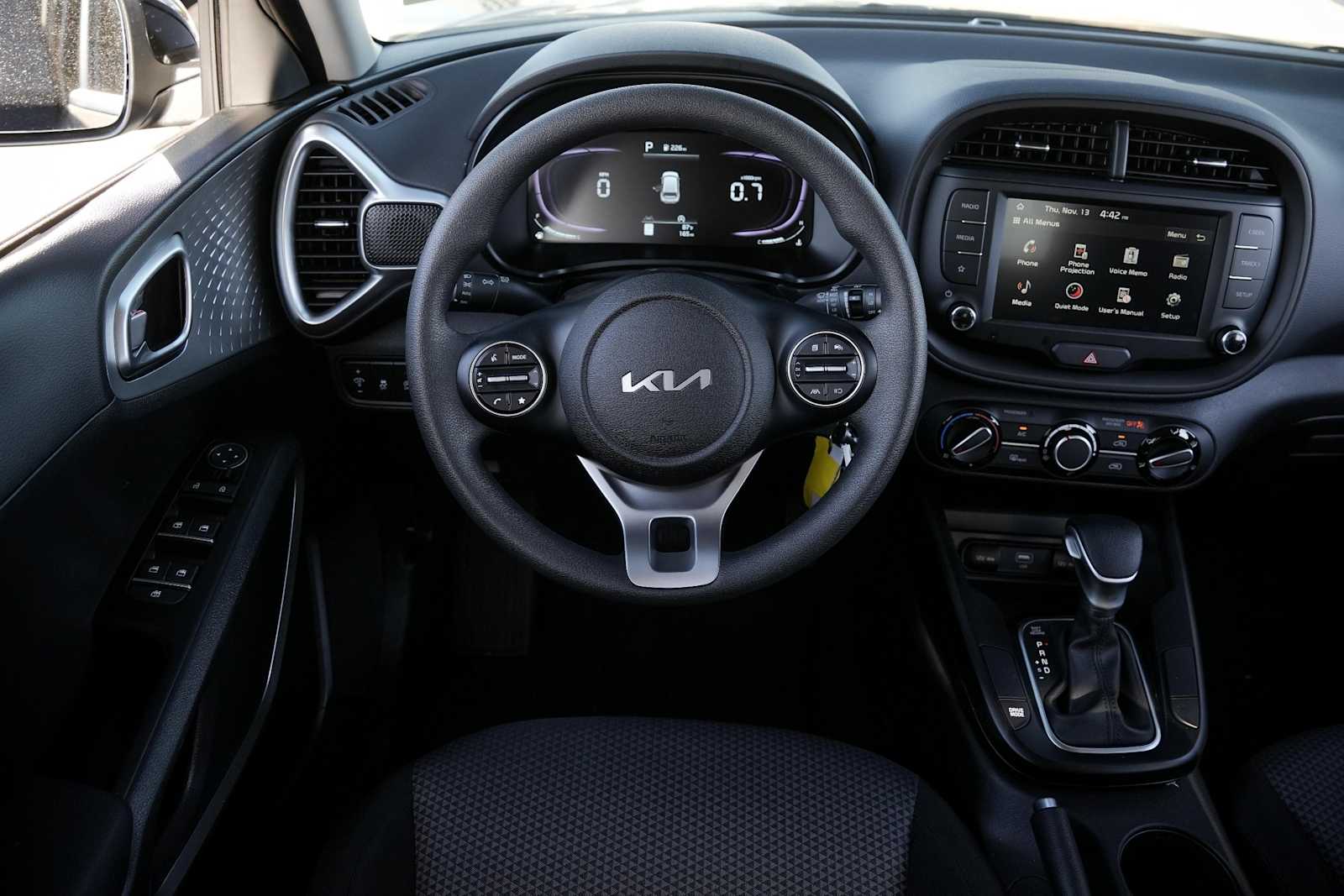 2025 Kia Soul LX Image 16 of 29