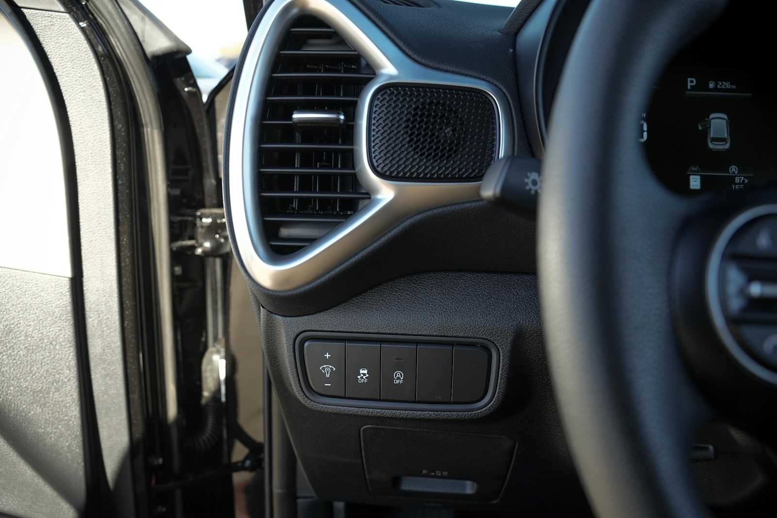 2025 Kia Soul LX Image 26 of 29