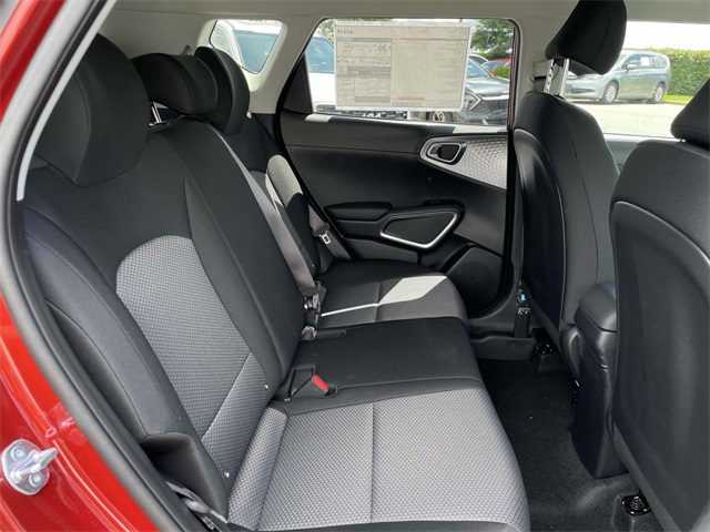 Vehicle image 10 of 35