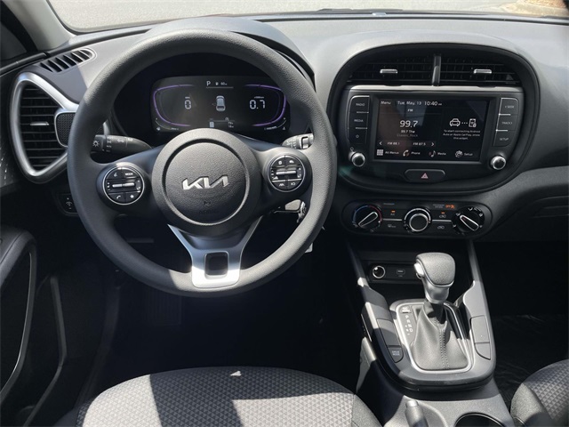 Vehicle image 14 of 35