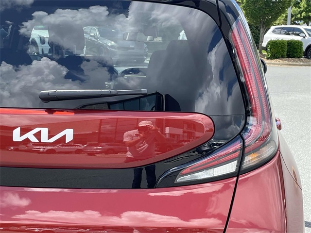Vehicle image 9 of 35