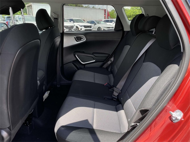 Vehicle image 13 of 35