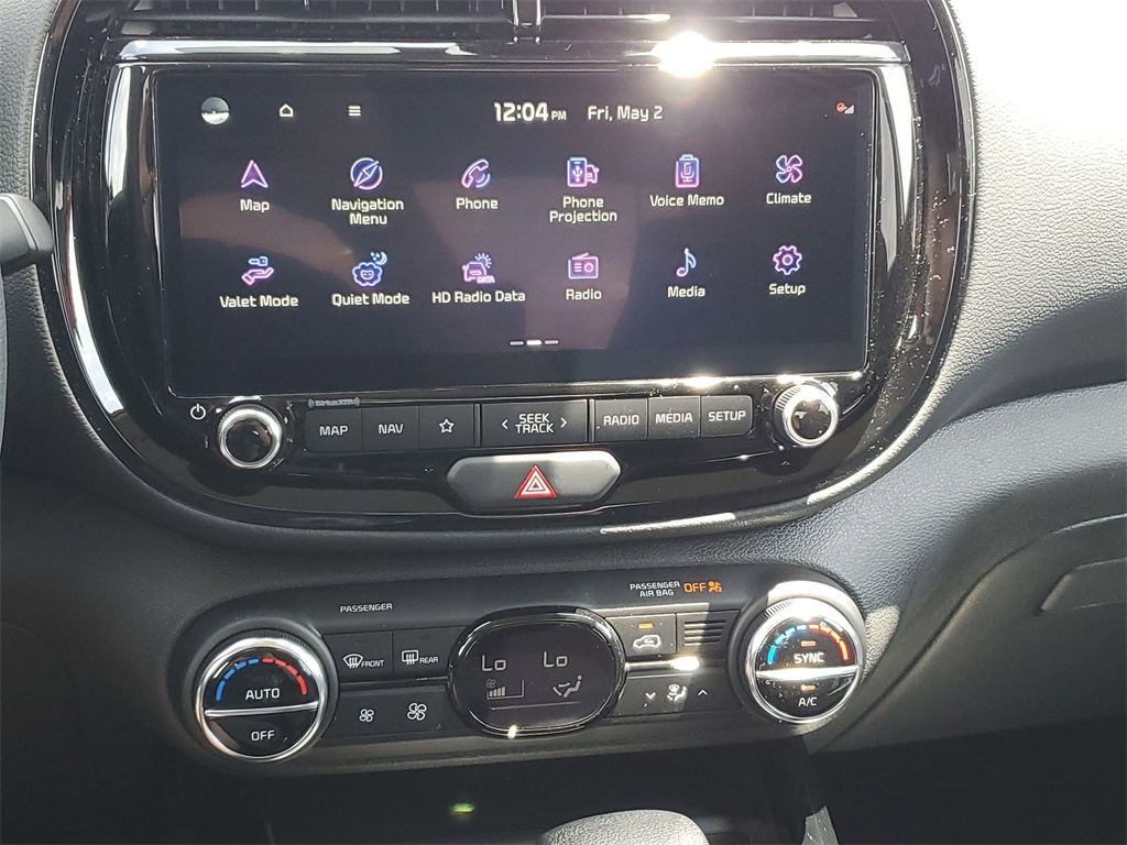 Vehicle image 14 of 28