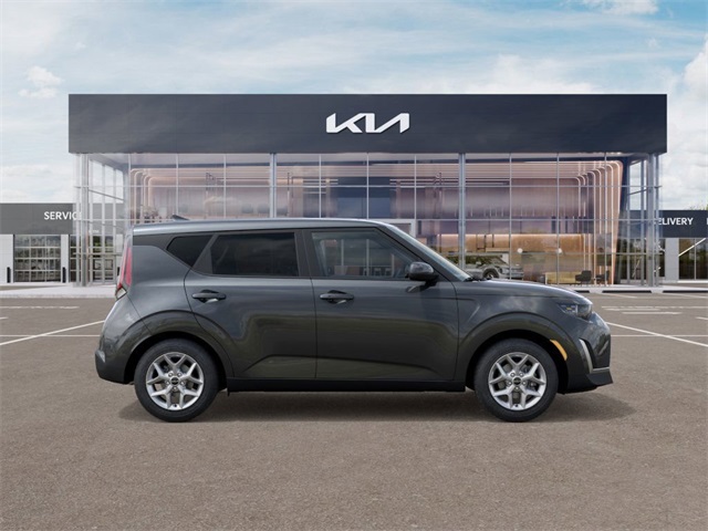 Vehicle image 5 of 27