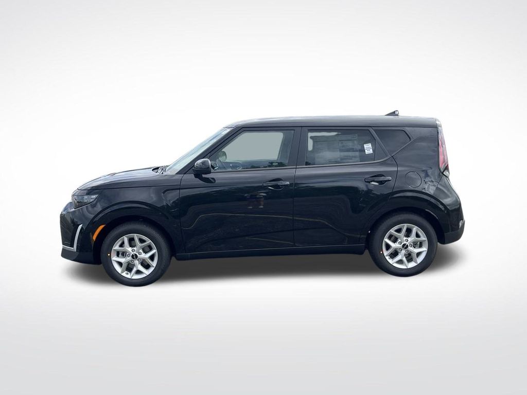 2025 Kia Soul S Image 8 of 33