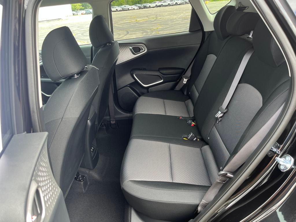 2025 Kia Soul S Image 14 of 33