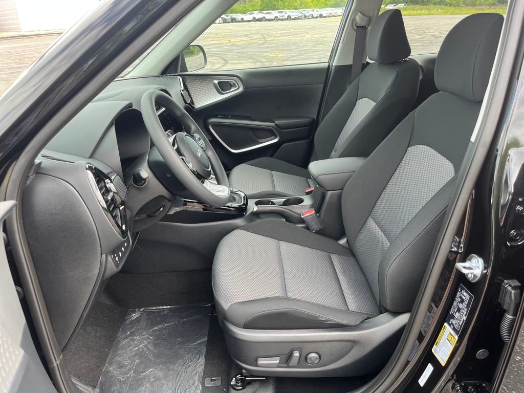 2025 Kia Soul S Image 15 of 33