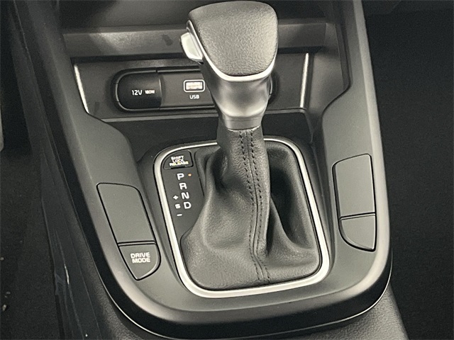 Vehicle image 20 of 25
