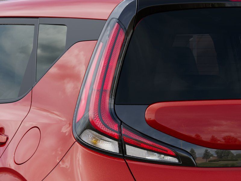 Vehicle image 13 of 29