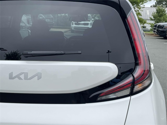 Vehicle image 35 of 36