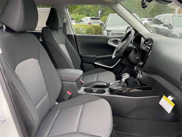 Vehicle image 12 of 36