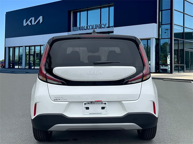 Vehicle image 5 of 36