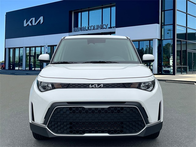 Vehicle image 2 of 36