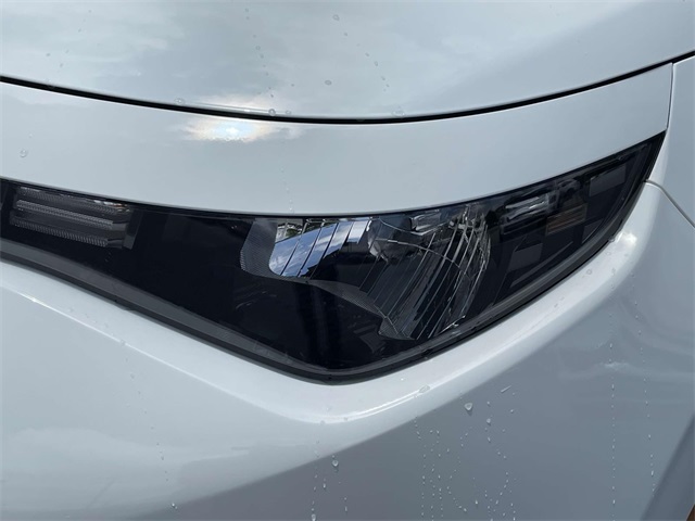 Vehicle image 15 of 36