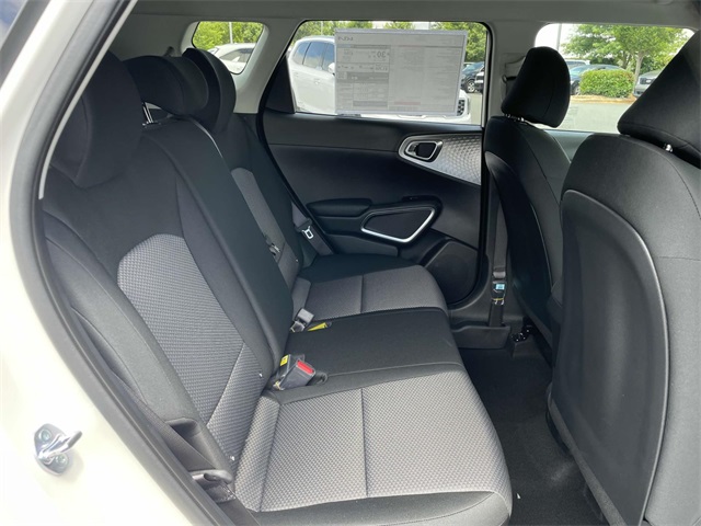 Vehicle image 23 of 36
