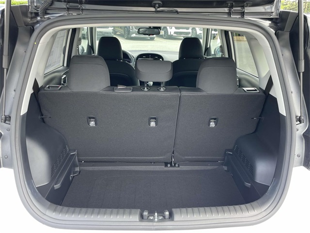Vehicle image 12 of 36