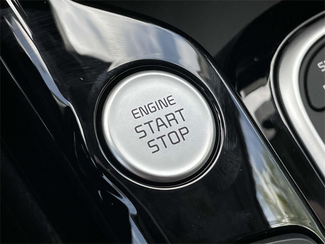 Vehicle image 35 of 36
