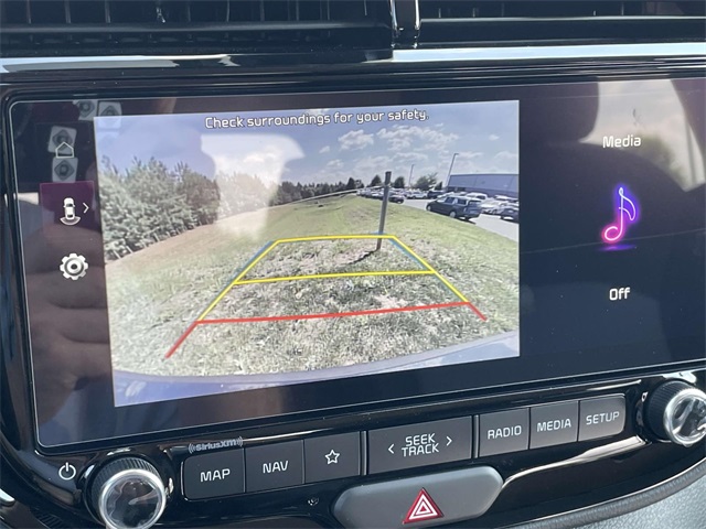 Vehicle image 17 of 36