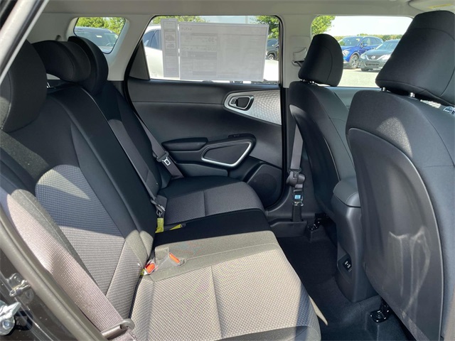 Vehicle image 11 of 36