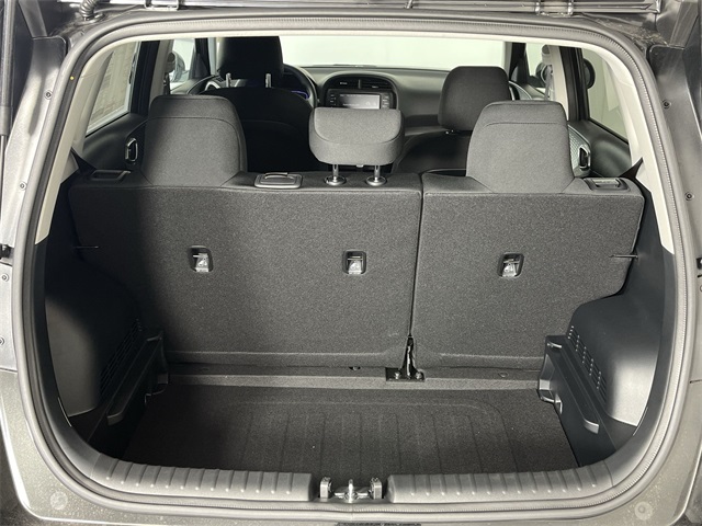 Vehicle image 12 of 25