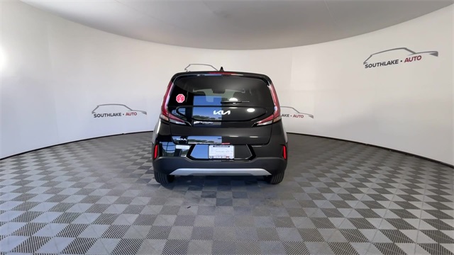 Vehicle image 7 of 25
