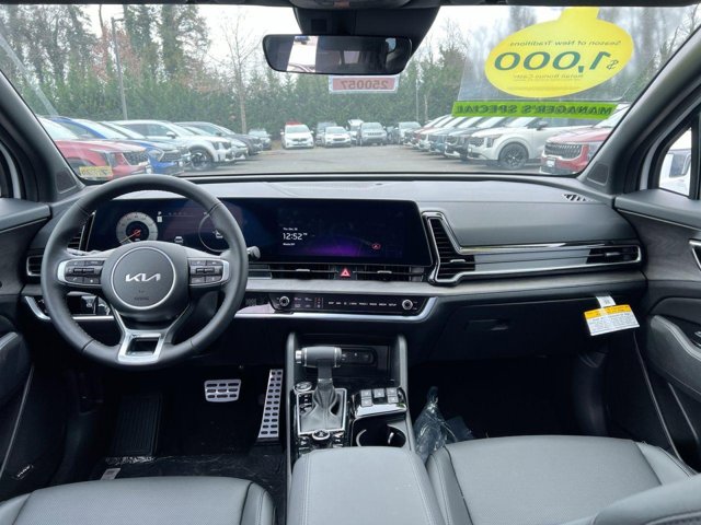2025 Kia Sportage X-Pro Prestige Image 12 of 14