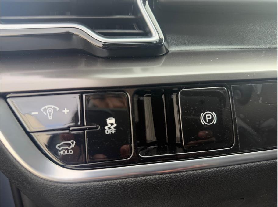 Vehicle image 20 of 20