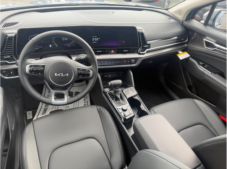 Vehicle image 14 of 20