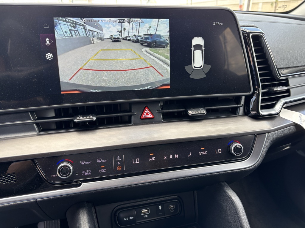 2025 Kia Sportage EX Image 10 of 23